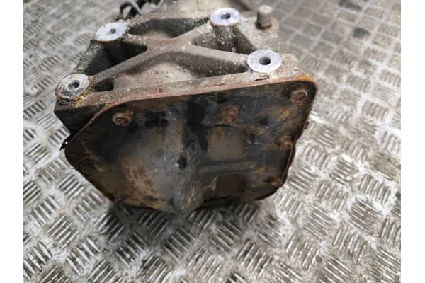 Diferencial trasero Mazda Cx-7 MA2727151 usado 3