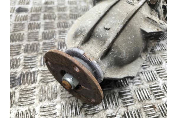 Diferencial trasero Mazda Cx-7 MA2727151 usado 5