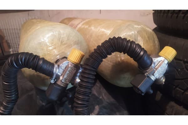 Instalación de gas Cng para automóvil usado 8