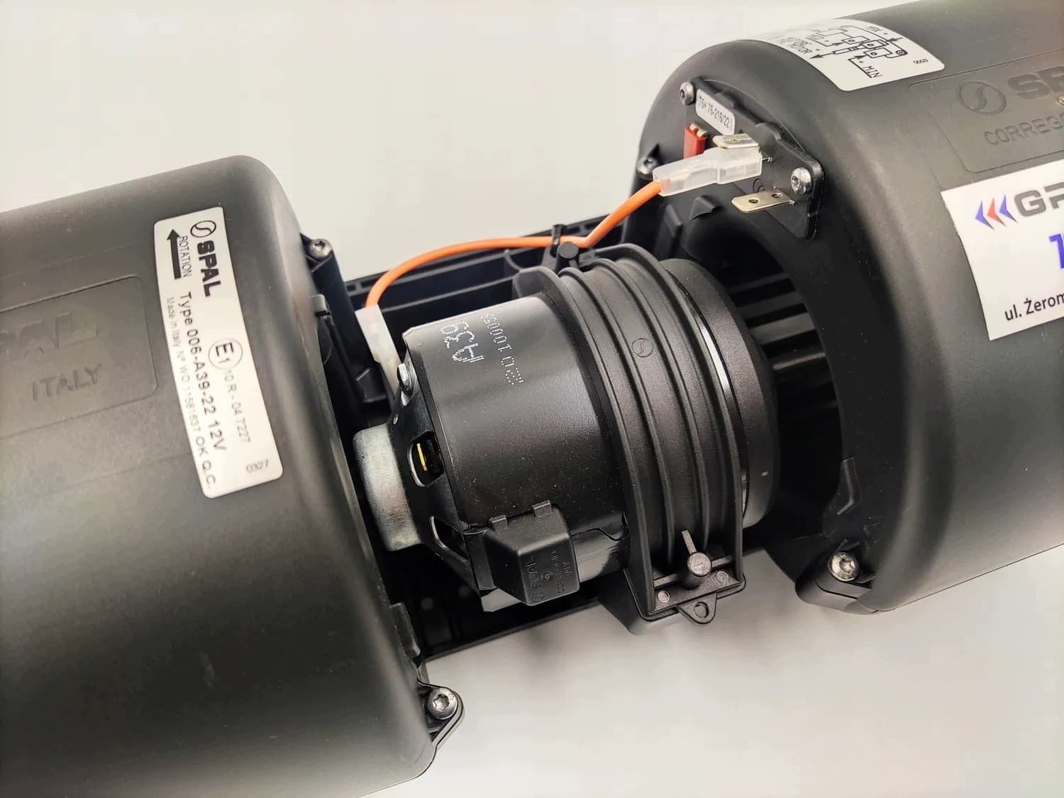 Ventilador Spal 006-A39-22 12V nuevo