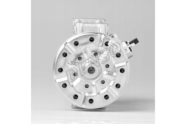Compresor de Aire Acondicionado DCP50301 Denso usado 7