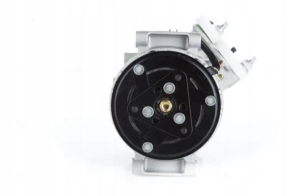 Compresor de aire acondicionado Nissens 890125 usado 3