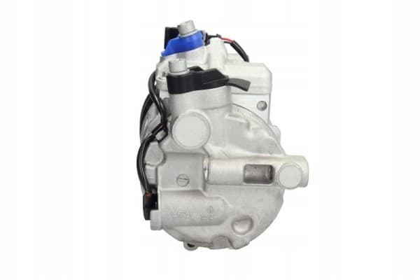 Compresor de aire acondicionado Denso DCP02099 usado 7