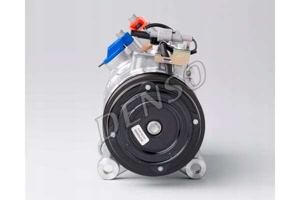 Compresor de aire acondicionado Denso DCP05095 usado 2