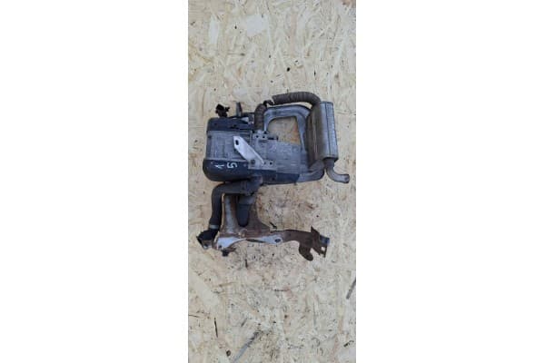 Soporte Webasto BMW E90 E91 E92 E93 6953083 usado