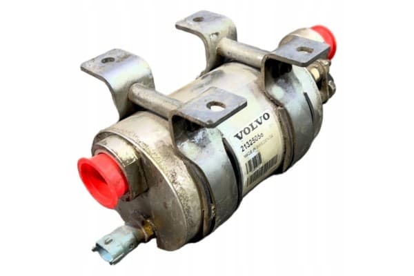 21325058 Volvo Calentador de agua usado 2