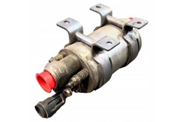 21325058 Volvo Calentador de agua usado 4