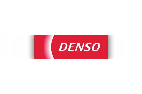 Compresor de aire acondicionado Denso DCP50001 usado 2