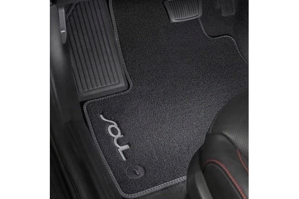 Juego de Alfombrillas para Kia Soul usado 3