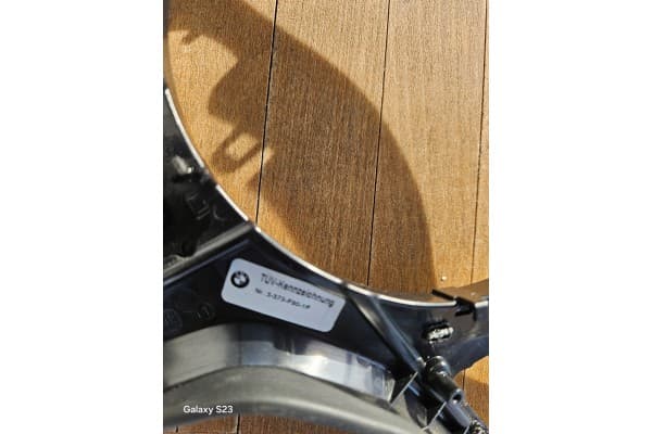Accesorios BMW 32302459670 usado 10