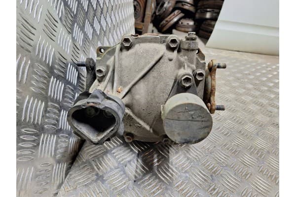 Puente Trasero Toyota RAV4 II 01-06 2.0 D4D usado 3