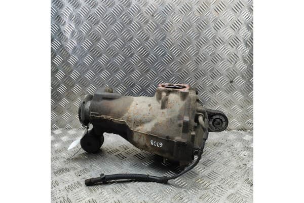 Reductor trasero Toyota Land Cruiser 100 4.2L usado 2