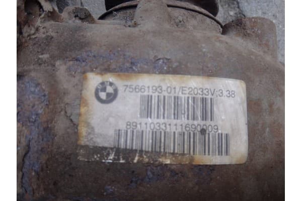Puente trasero BMW X1 E84 2.0 D 3.38 7566193 usado 2