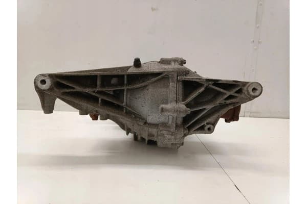 Reductor trasero Audi Q5 (8R) 09R500043 2.0L 2020 usado 2