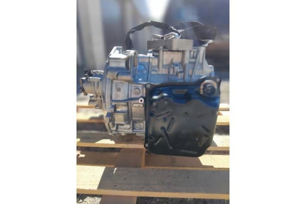 Transmisión automática DQ381 Ukh nueva 4