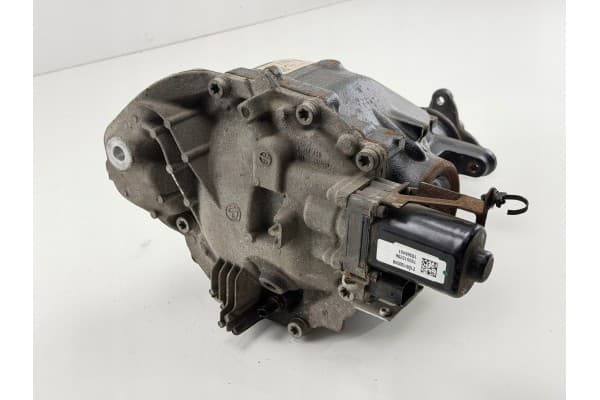 Diferencial trasero BMW 3 G20 G21 2021 usado 10
