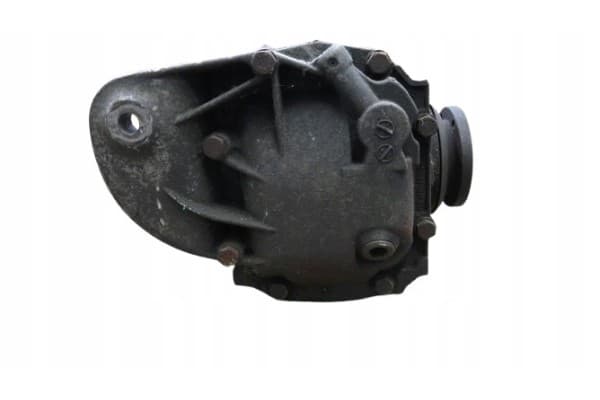 Diferencial trasero BMW Serie 3 E90 751840302 usado 11