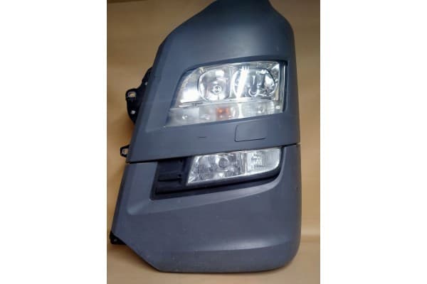 Parachoques Izquierdo Xenón Man Tgx Euro 6 usado