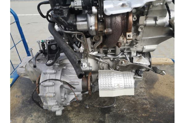 Motor 1.0 TSI para VW, Skoda y Audi, completo usado 4