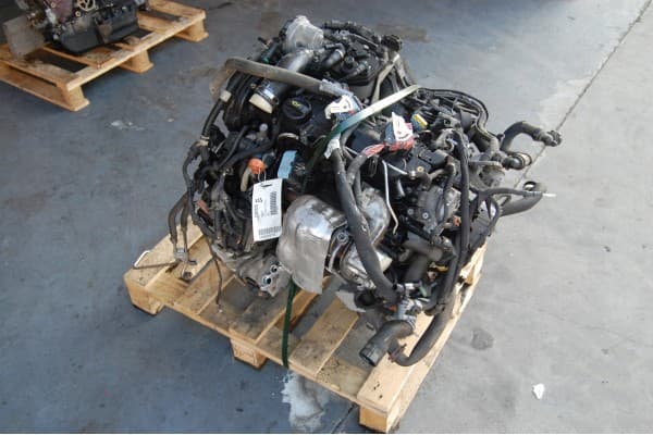 Motor Peugeot 208 Citroën C3 1.4 HDI 8HP 10FDBW usado 4