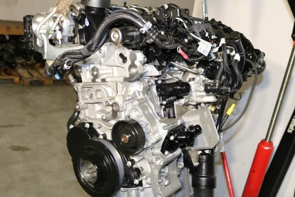 Motor BMW B37 B37C15A F40 F54 F55 F60 Nuevo 3