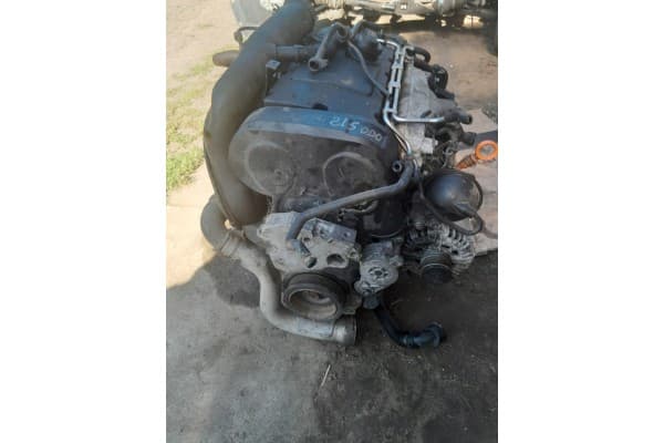 Motor Completo Audi A3 8P 2.0 TDI Bkd usado 4