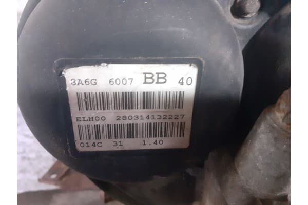 Motor Ford Fiesta 2014 usado 5