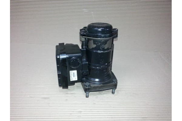 Válvula Ebs Man K020623 81523016213 usado 2