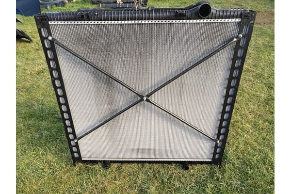 Radiador de agua Daf XF 106 Euro 6 usado