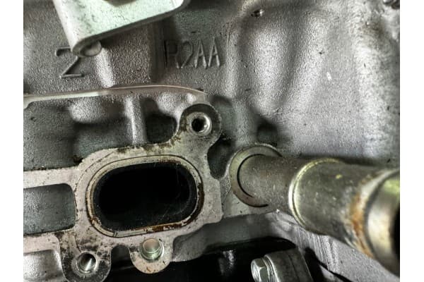 Motor Mazda 2.2 R2AA Dañado usado 8