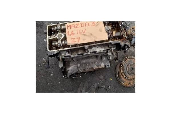 Mazda 3 BK 1.6 16V motor ZY usado