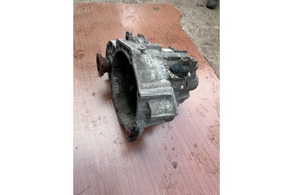 Caja de cambios Golf GTI 2.0 TSI Kzw como nueva