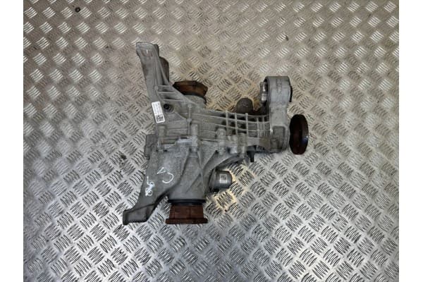 Diferencial trasero Audi Q5 SQ5 FY 0B0500043L usado 2