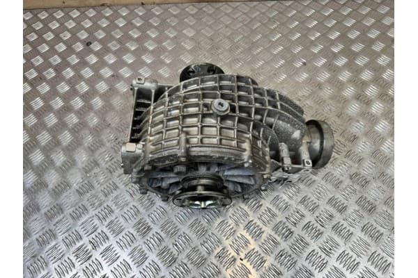 Diferencial trasero Maserati Coupe 3499573 usado 2
