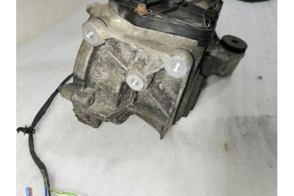 Diferencial trasero Volvo XC90 31380867 usado 10