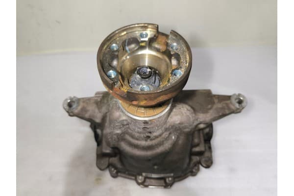 Diferencial trasero Ford Mustang VI JR3W4017AA usado 3