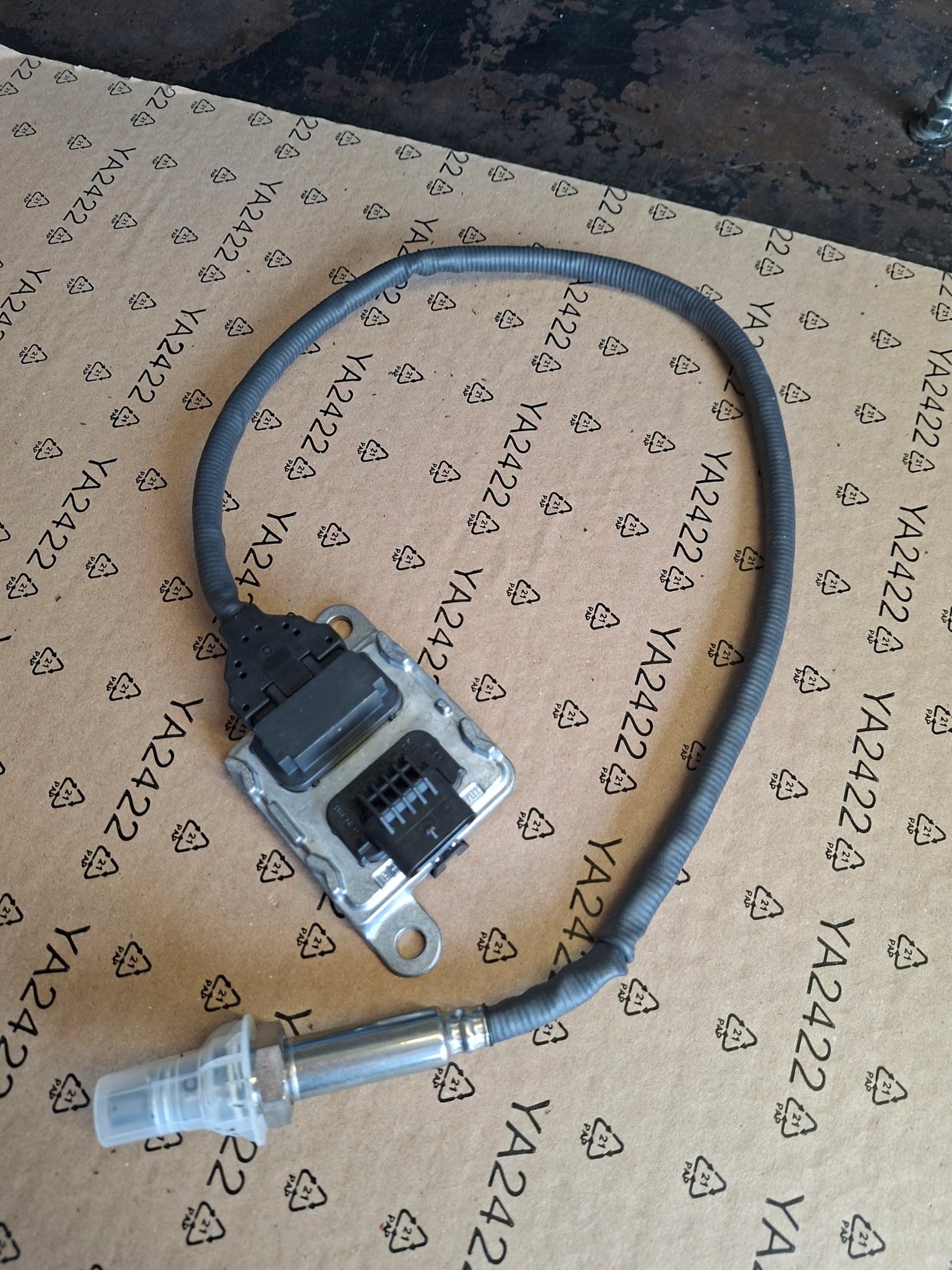 Sensor de Sonda NOx Mercedes Sprinter 910 A0009059812 nuevo 3