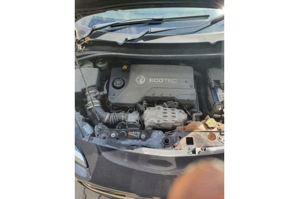 Motor Opel Corsa E B13DTE usado