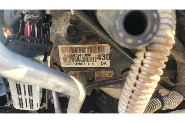Motor 5,7 Hemi para Dodge Ram usado 6