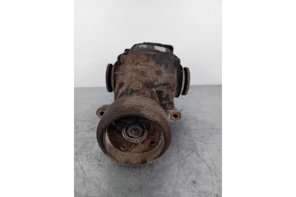 Diferencial trasero BMW X3 E83 2009 7575381 usado 3