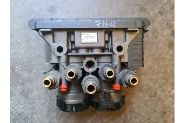 Válvula Ebs Trasera Volvo FL FE Euro 6 usado 2
