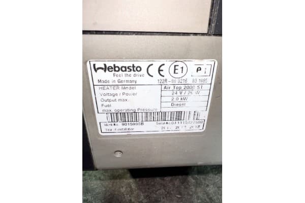 7421115642 Calefactor de Aire Volvo usado 3
