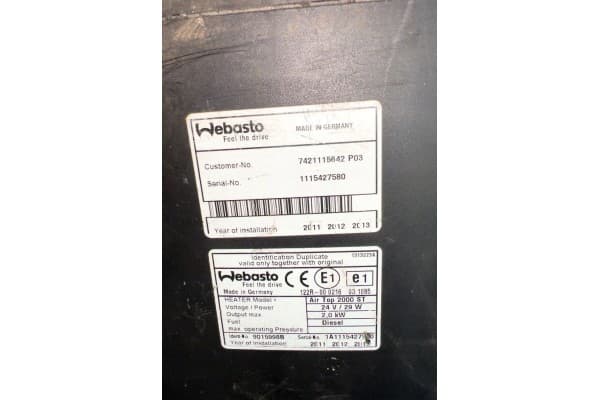 7421115642 Calefactor de Aire Volvo usado 4