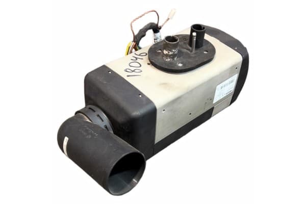 7421115642 Calefactor de Aire Volvo usado 9
