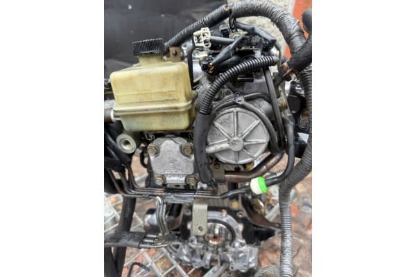 Motor 2,2 Diésel Mazda 6 GG Completo Original usado 4
