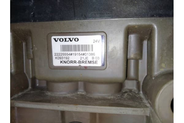 Válvula Ebs Volvo FH4 22225554 K093192 nuevo 3