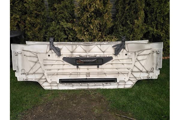 Rejilla frontal Man Tgx Euro 6 sin reparar nuevo 3