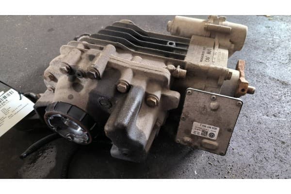 Diferencial Trasero 0CQ525010M Audi Q3 II 83A usado