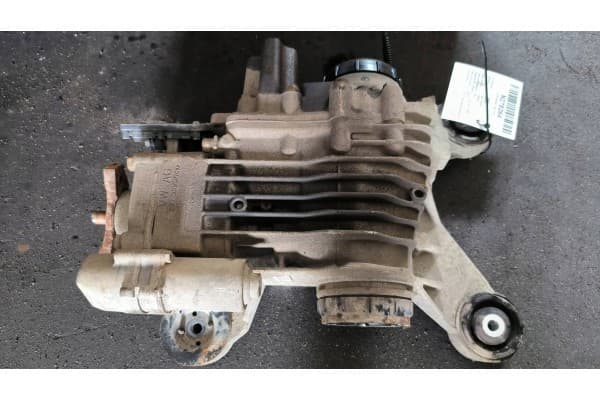 Diferencial Trasero 0CQ525010M Audi Q3 II 83A usado 2
