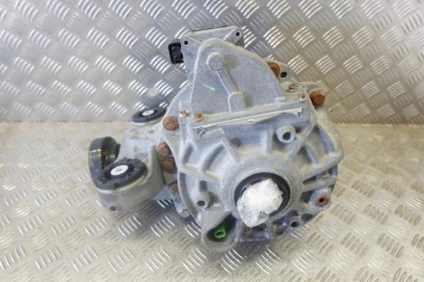 Reductor trasero Land Rover HPLA4A213HA 2017 usado 7